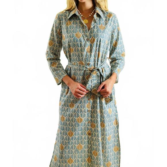 NEW JUST DARVINY dar long sleeve midi dress in colony blue